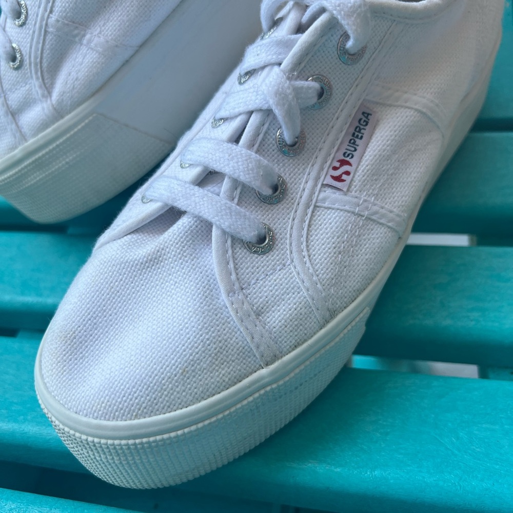 Women’s White Superga Platform Sneakers 2790 - gently used size 38 -